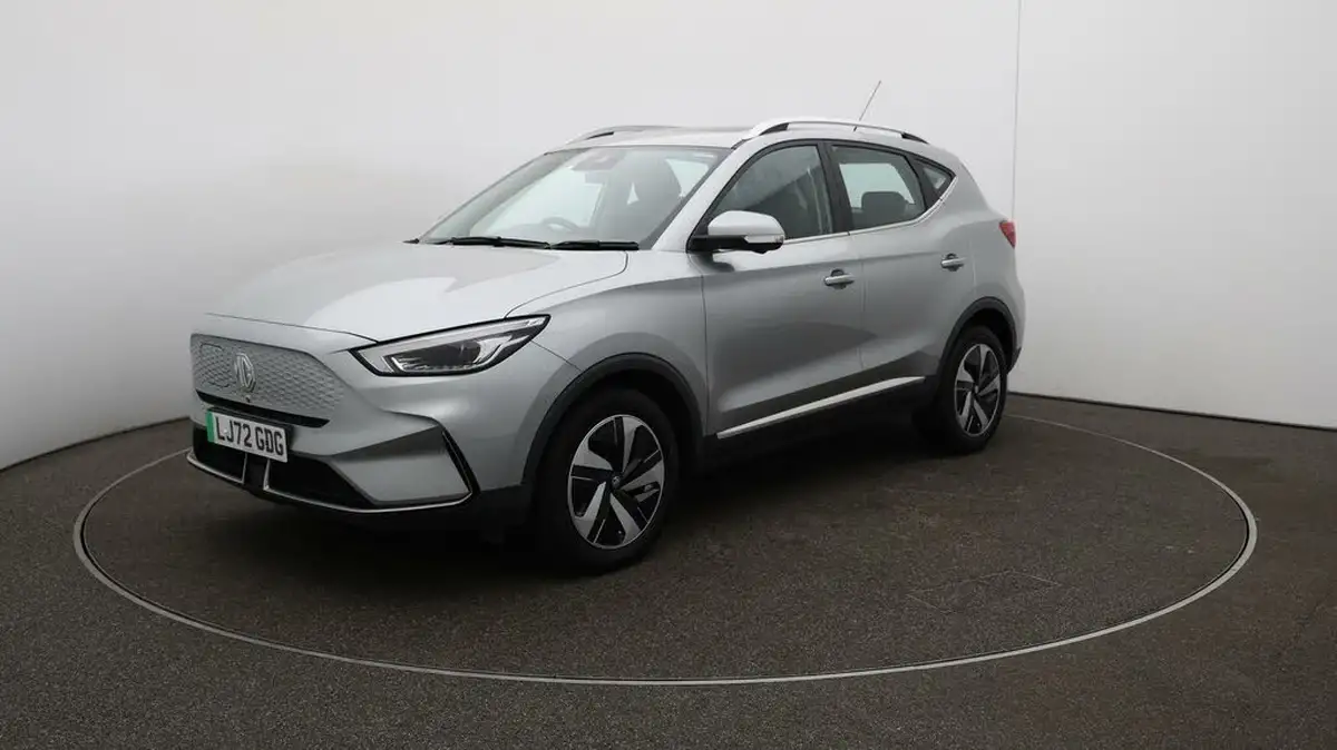 2023-mg-zs-suv-e-trophy-connect-ev-176ps-big-3