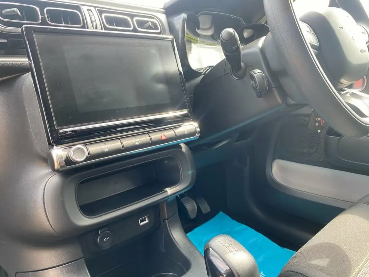 2024-citroen-c3-12-puretech-plus-83ps-big-32