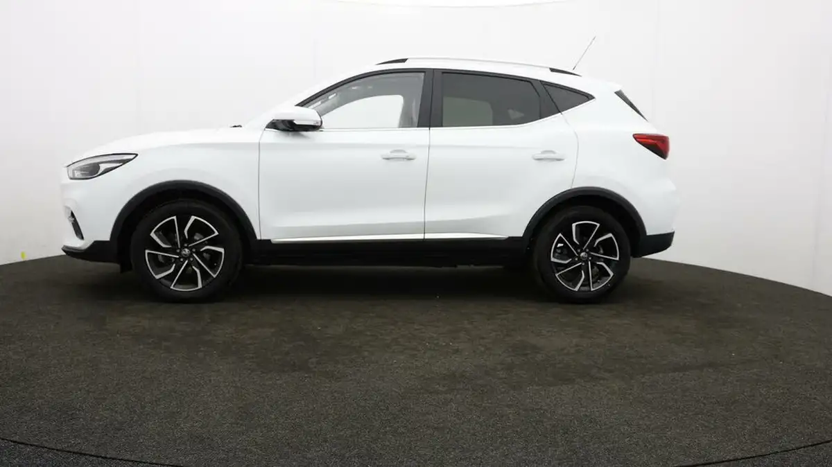 2023-mg-zs-suv-10t-gdi-exclusive-big-59