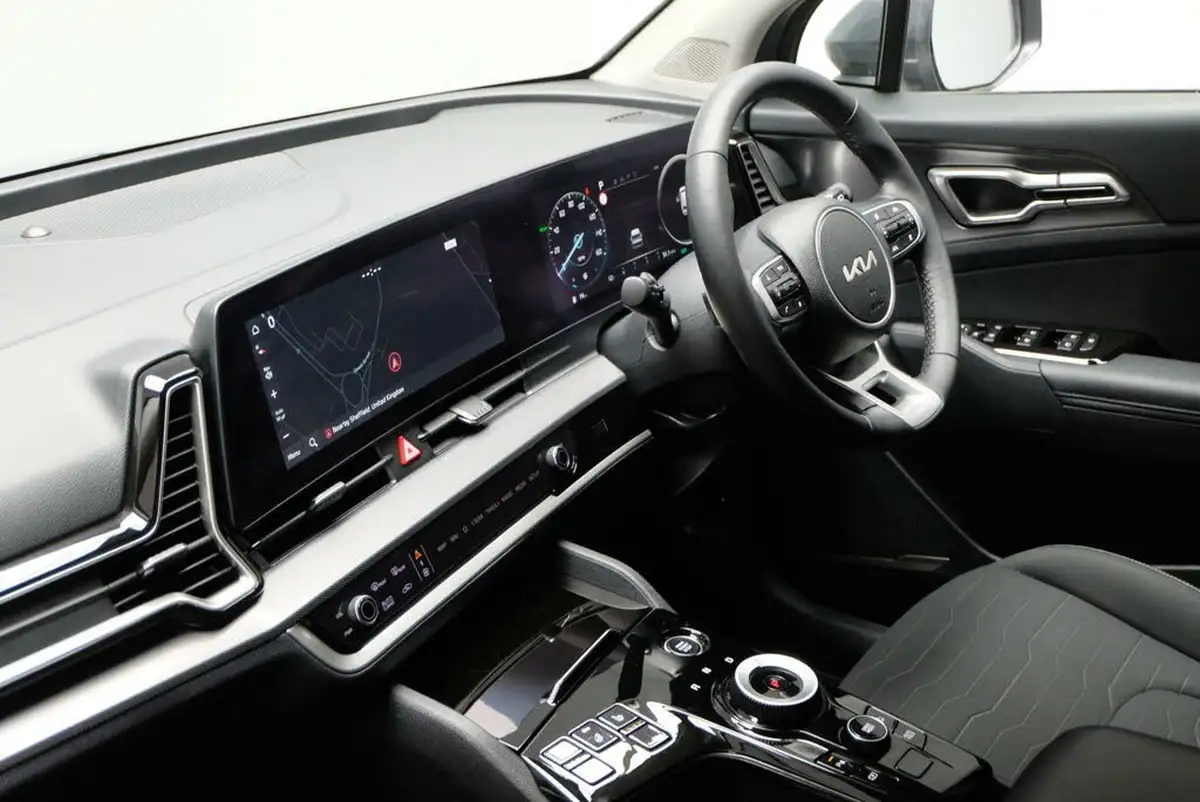 2024-kia-sportage-16-t-gdi-3-207bhp-hev-auto-big-9
