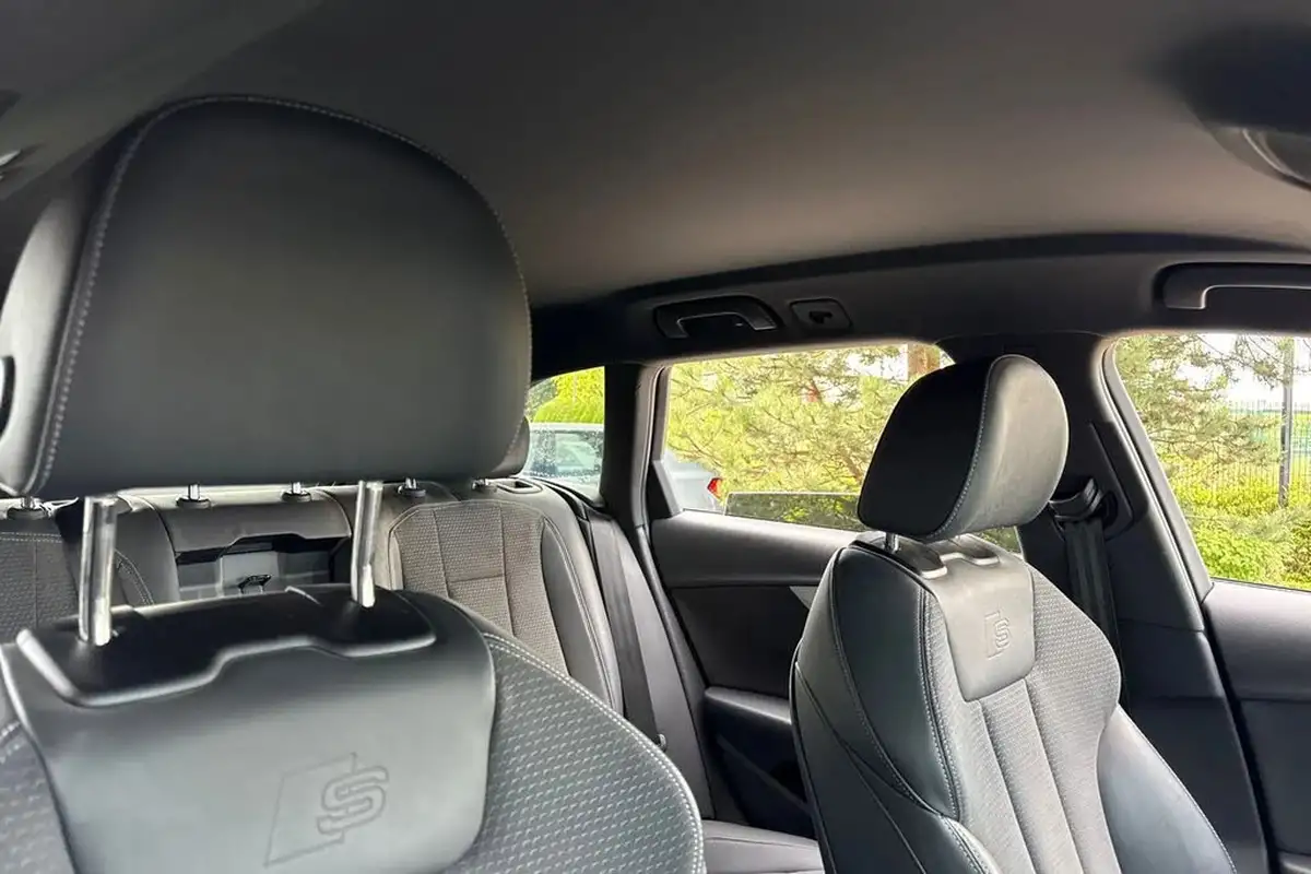2022-audi-a4-avant-20-35-tfsi-s-line-tronic-big-22
