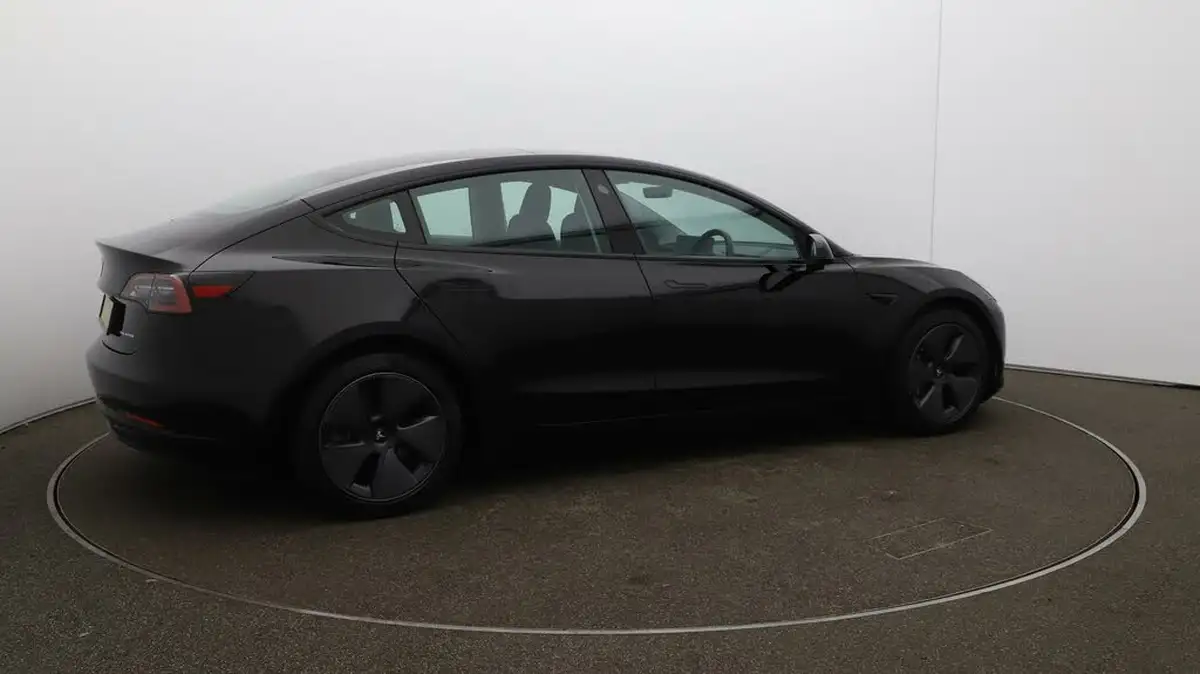 2021-tesla-model-3-e-long-range-awd-big-43