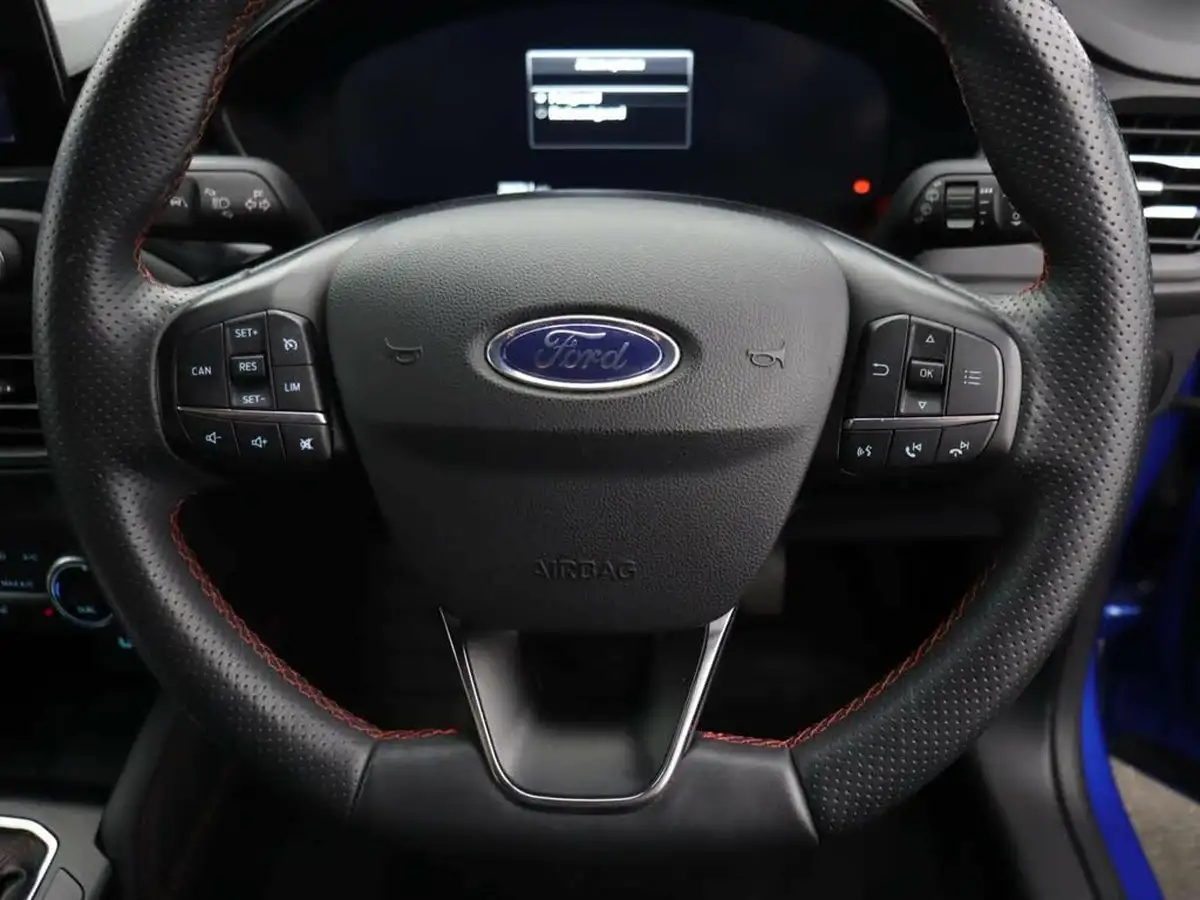 2020-ford-focus-15-st-line-x-estate-big-27