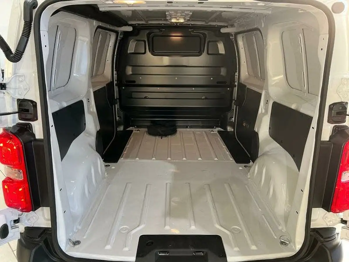 2024-peugeot-expert-e-professional-premium-standard-50kwh-big-8