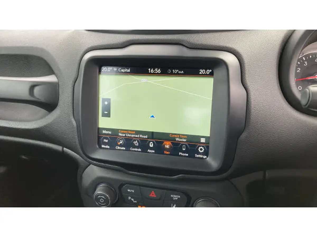 2018-jeep-renegade-10-gse-limited-big-11