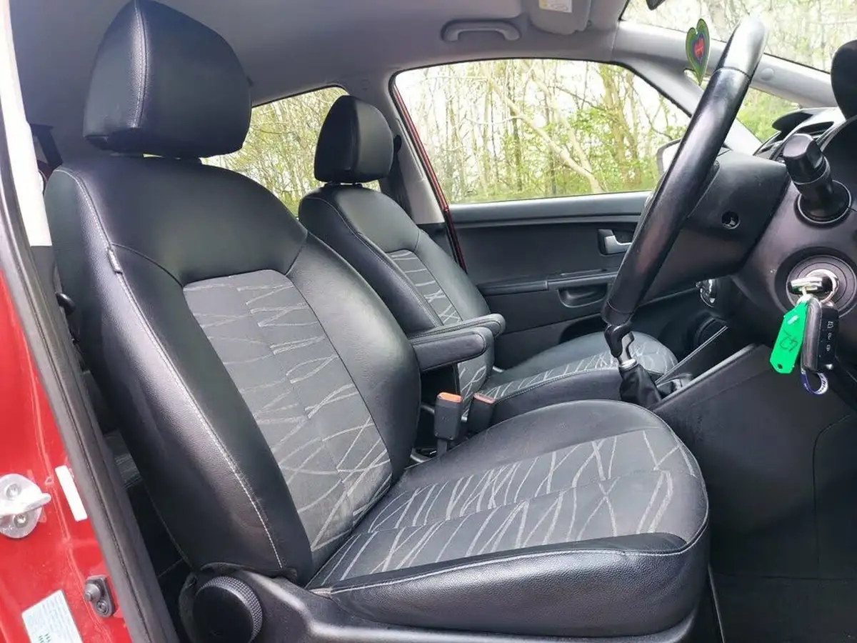 2016-kia-venga-16crdi-3-big-15