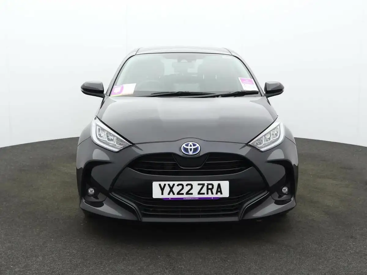 2022-toyota-yaris-15-vvt-i-design-big-1