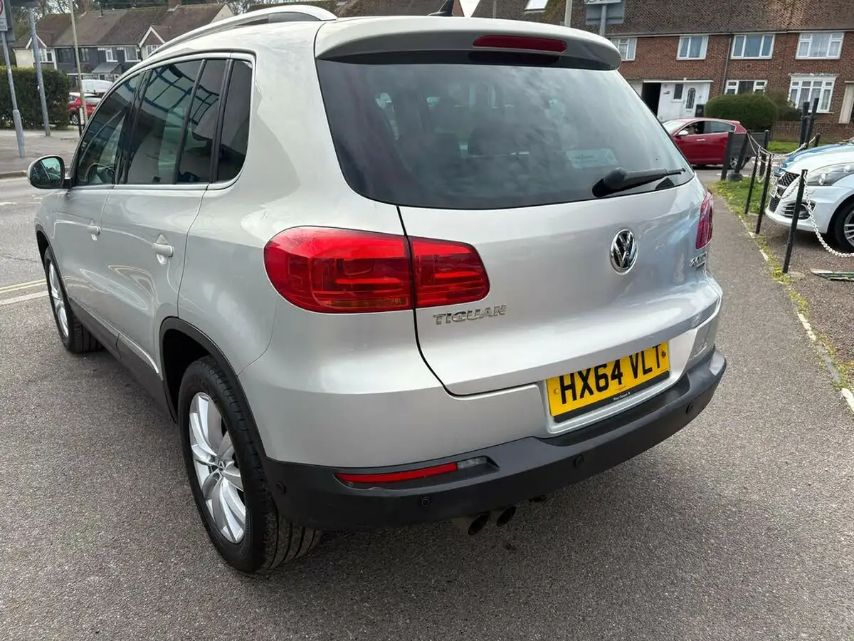 2014-volkswagen-tiguan-20tdi-match-140ps-4motion-bmt-big-6