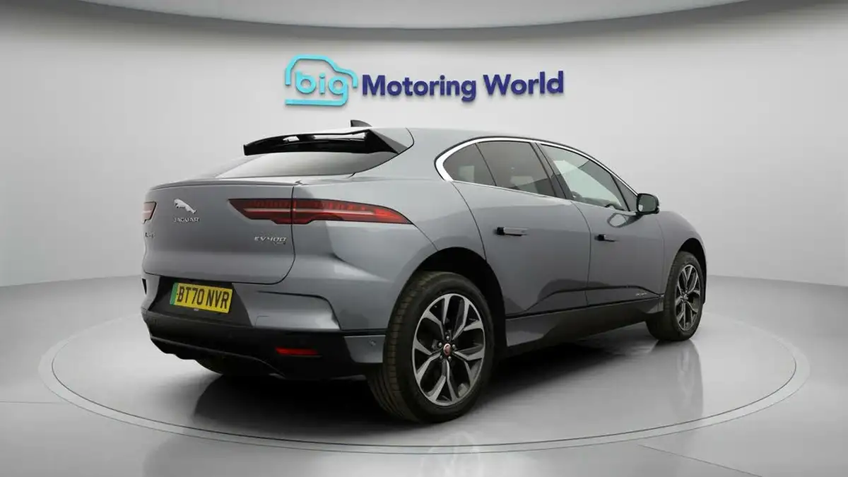 2020-jaguar-i-pace-ev400-hse-big-6