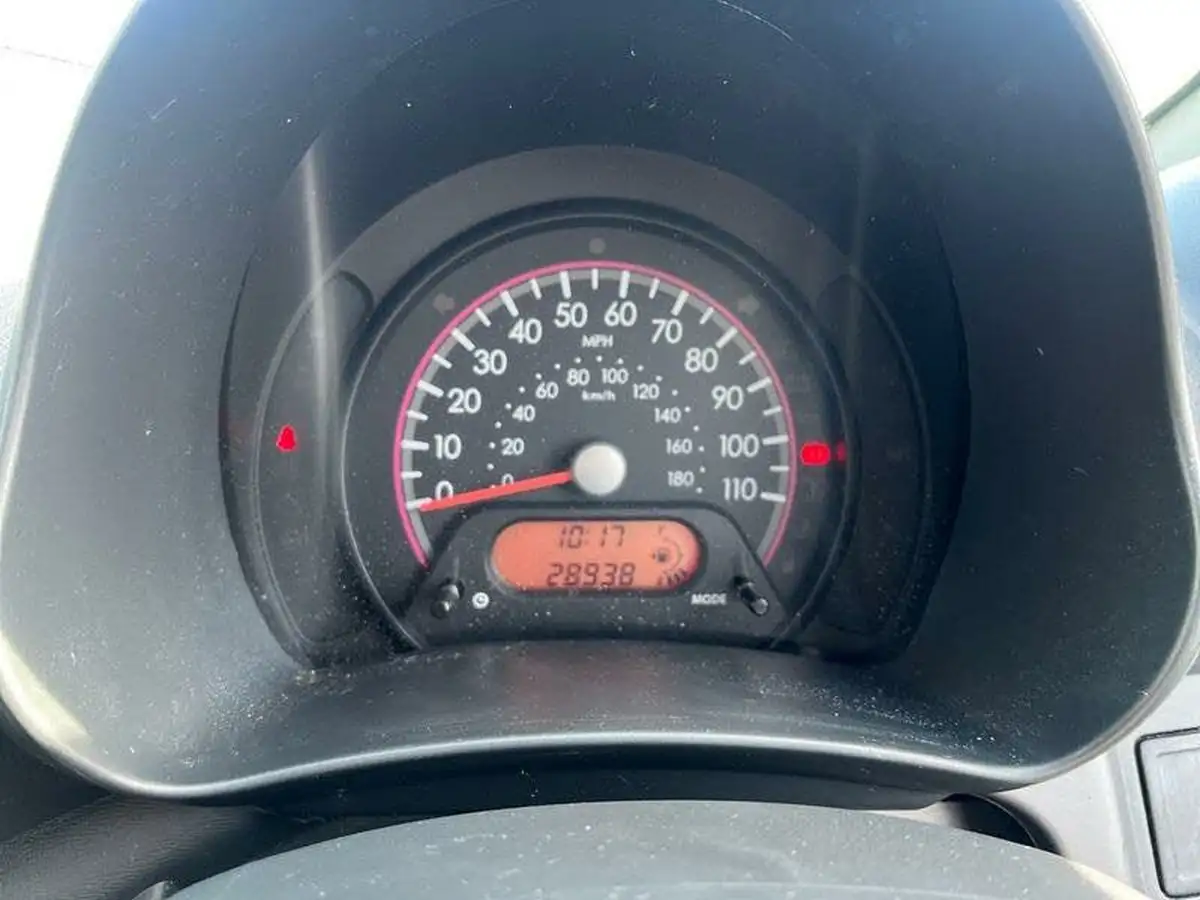 2014-suzuki-alto-10-sz-big-13