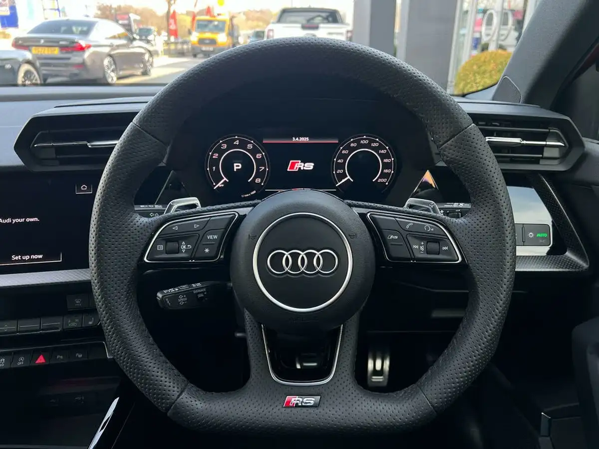 2024-audi-rs3-25-tfsi-carbon-black-sportback-5d-big-26