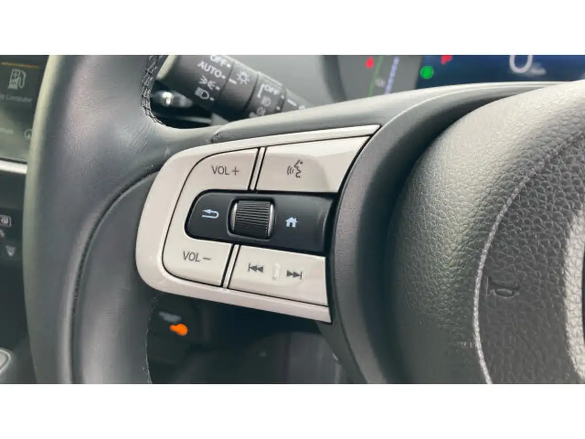 2023-honda-jazz-15-i-mmd-crosstar-advance-big-39