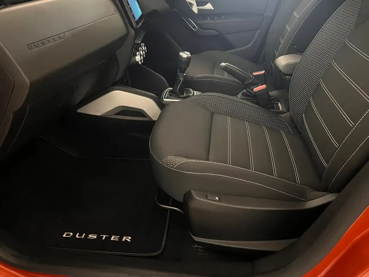 2021-dacia-duster-09-tce-prestige-big-31