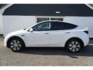2022-tesla-model-y-e-long-range-small-6