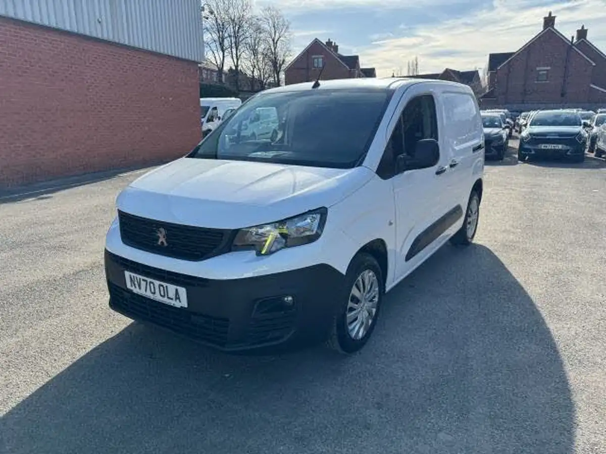 2021-peugeot-partner-15-bluehdi-1000-professional-100ps-eu6dt-panel-big-3
