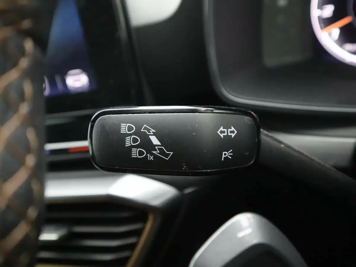 2022-cupra-leon-nf-20-tsi-vz2-300ps-hatchback-big-20