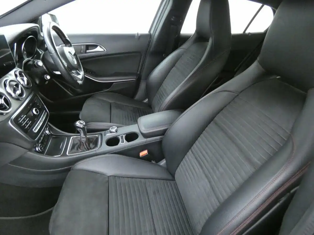2018-mercedes-benz-gla-class-16-gla-200-amg-line-154bhp-big-20