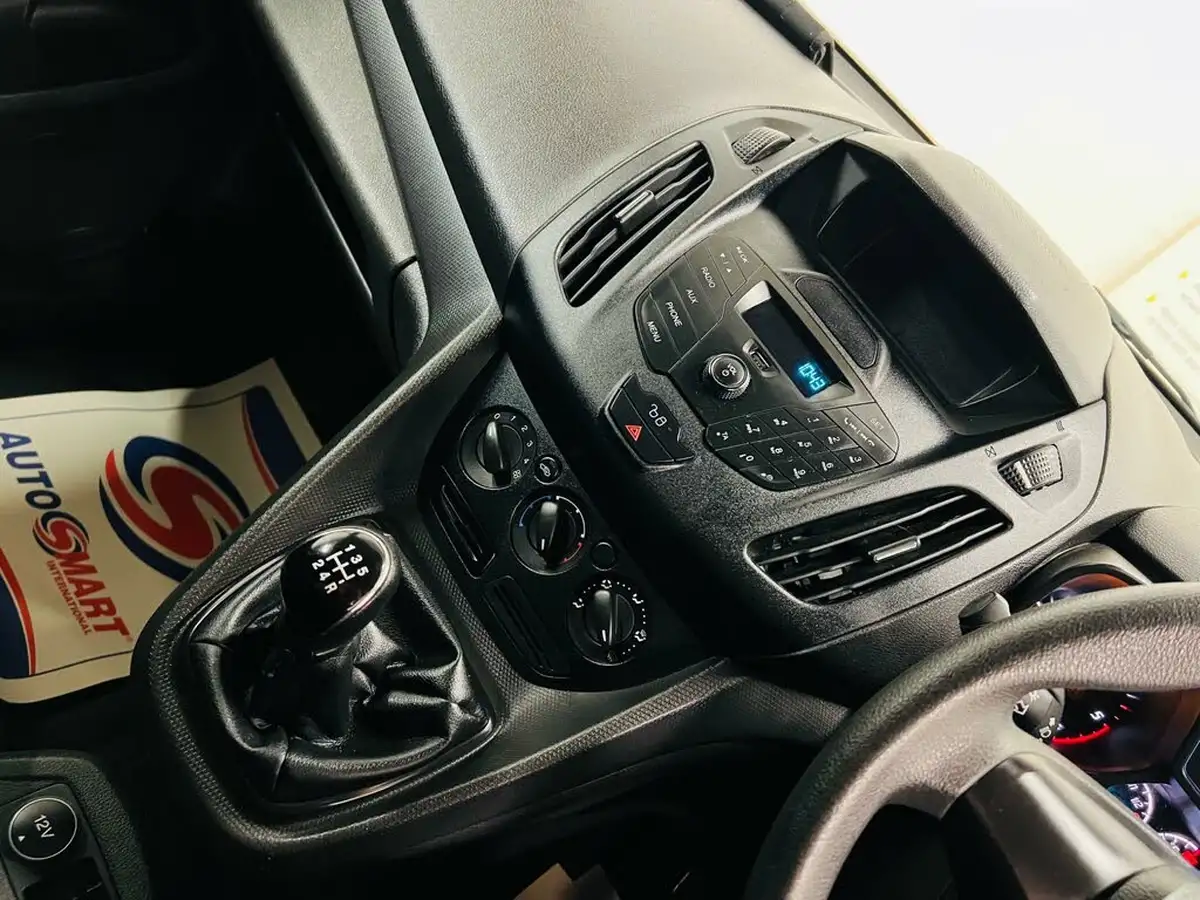 2017-ford-transit-connect-15tdci-l1-220-100pseu6-panel-van-big-18