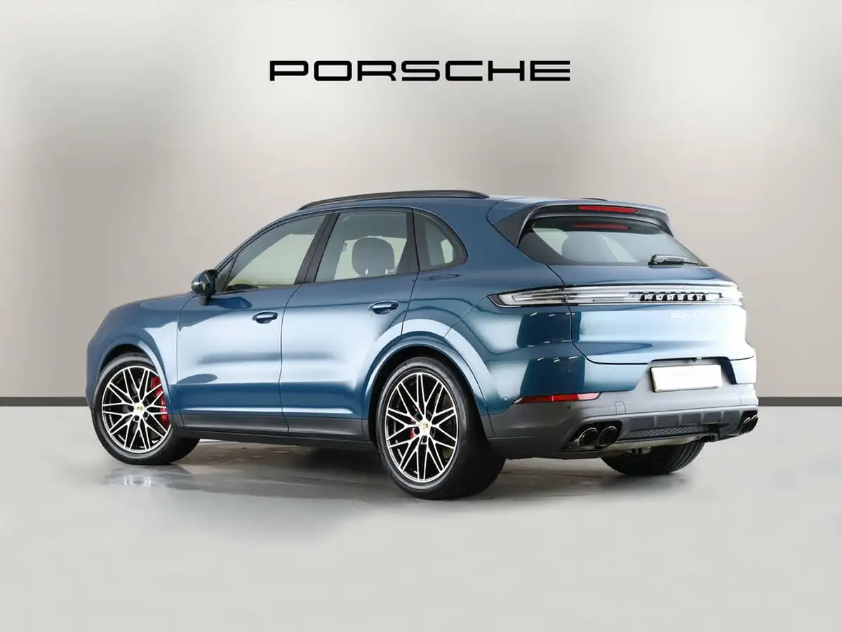 2023-porsche-cayenne-40-v8-station-wagon-big-1