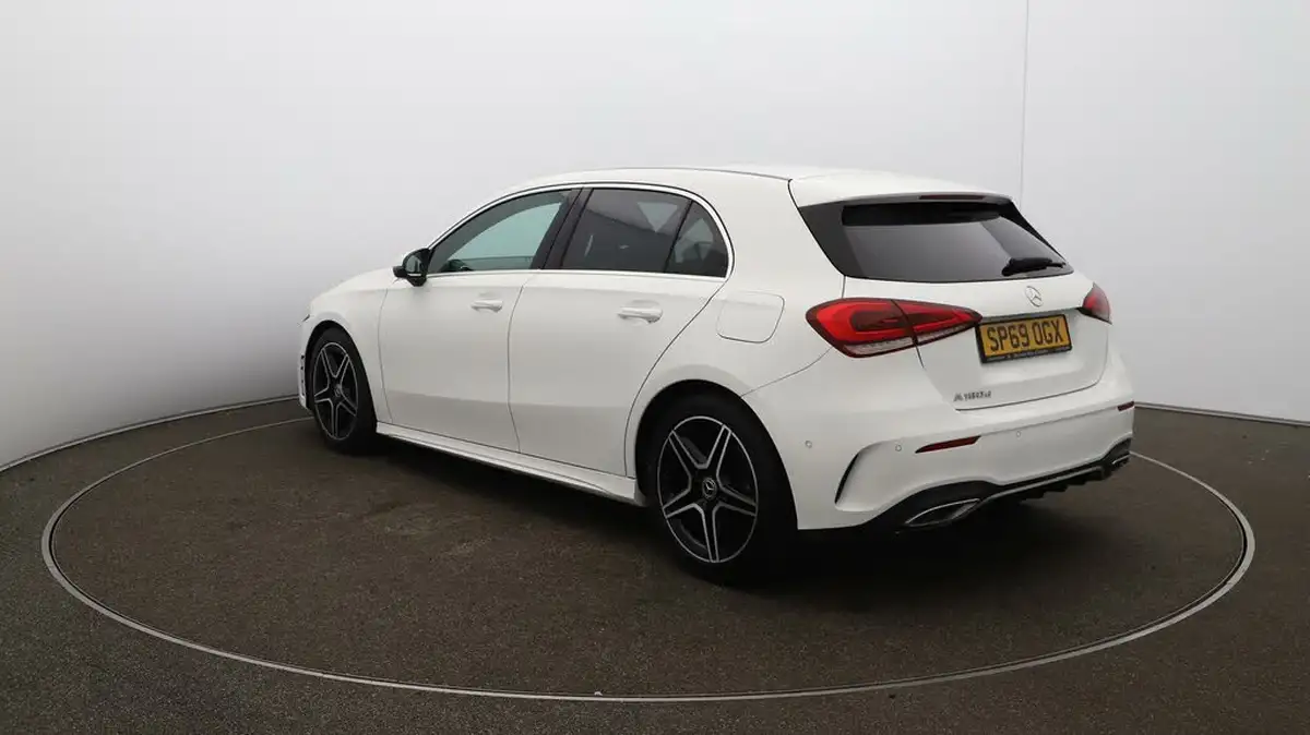 2019-mercedes-benz-a-class-15d-a180d-amg-line-executive-hatchback-5d-7g-dct-big-52