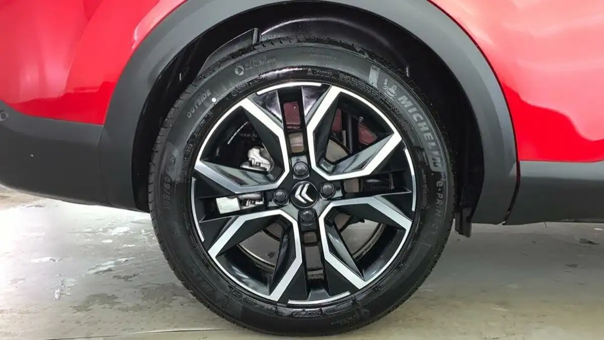 2023-citroen-c4-x-e-shine-plus-big-21
