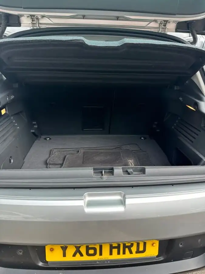 2012-peugeot-3008-crossover-16td-sport-16e-hdi-egc-big-8