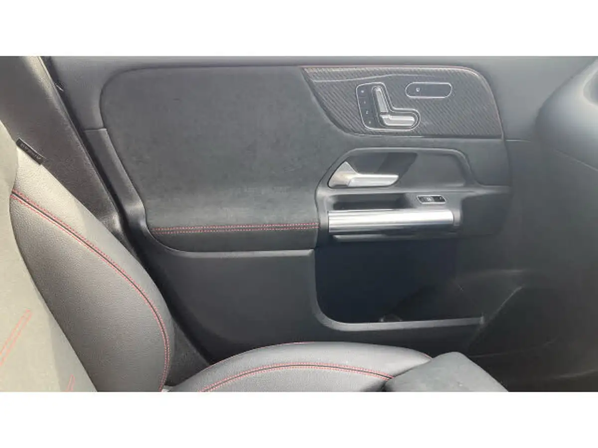 2021-mercedes-benz-b-class-13-b200-amg-line-premium-plus-driving-assistance-big-24