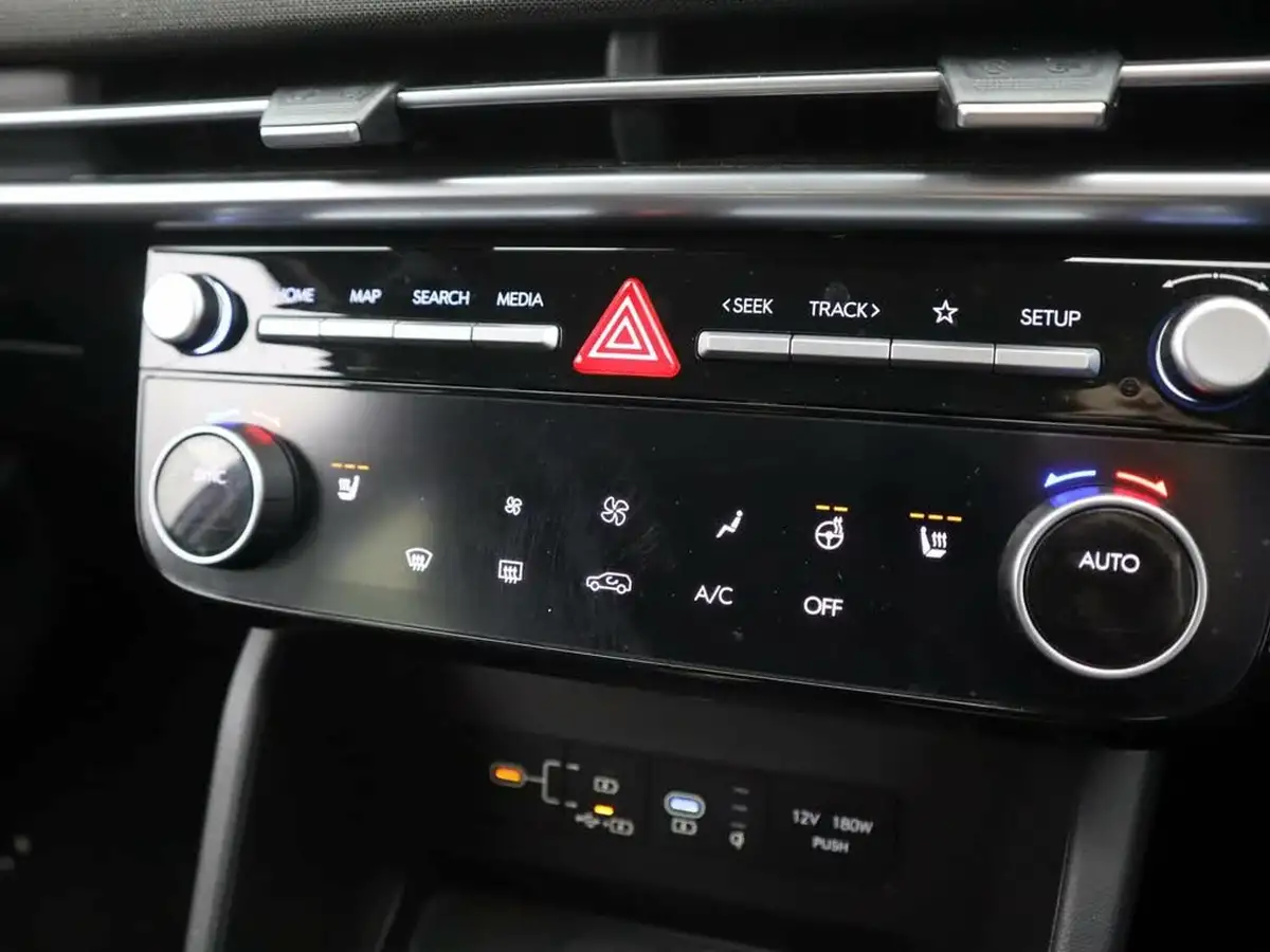 2024-hyundai-tucson-16-t-gdi-premium-160ps-two-tone-roof-big-16