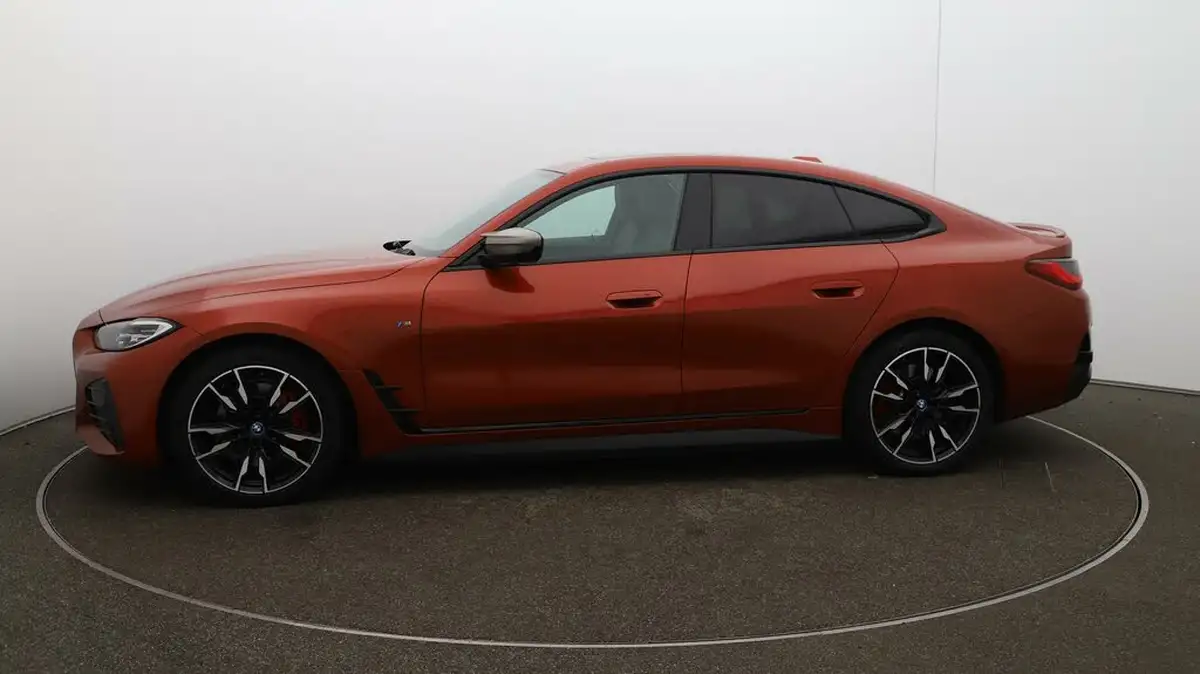 2022-bmw-i4-e-m50-big-4