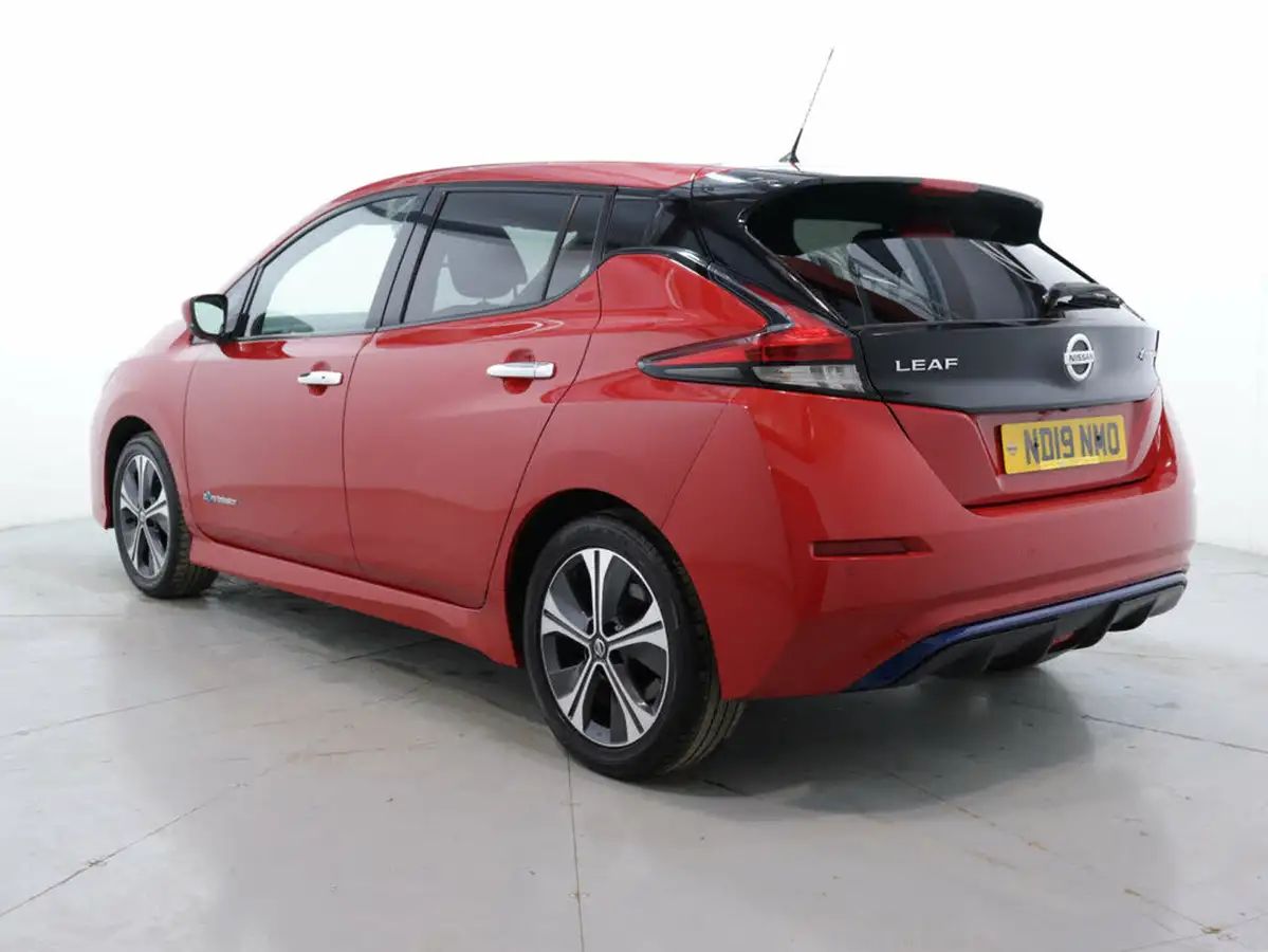 2019-nissan-leaf-e-n-connecta-big-4