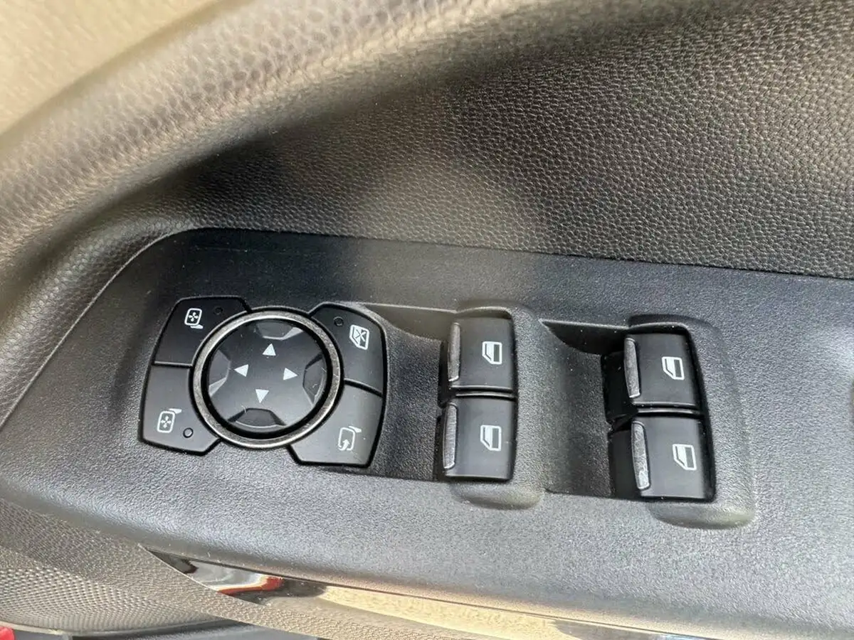 2019-ford-ecosport-10t-titanium-125ps-auto-big-39