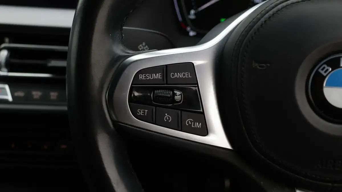 2021-bmw-1-series-15-118i-m-sport-lcp-big-23