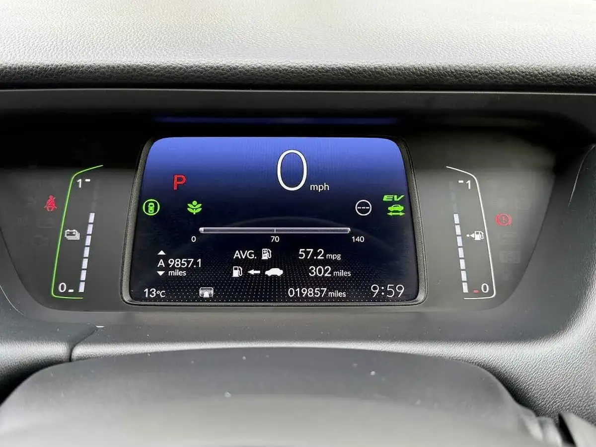 2021-honda-jazz-15-i-mmd-sr-107ps-big-10