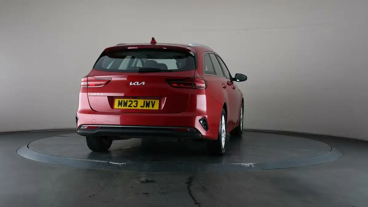 2023-kia-ceed-15-t-gdi-2-158bhp-sportswagon-big-61