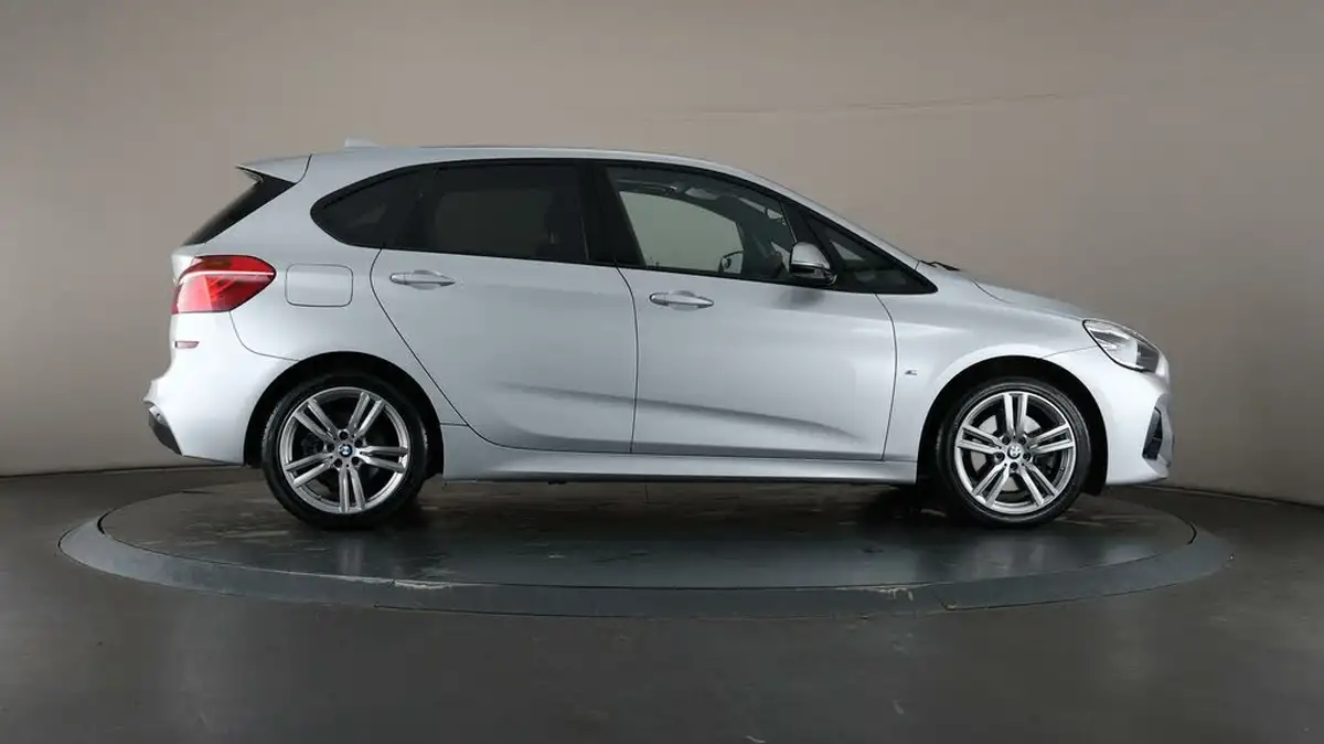 2020-bmw-2-series-15-225xe-phev-m-sport-premium-big-54