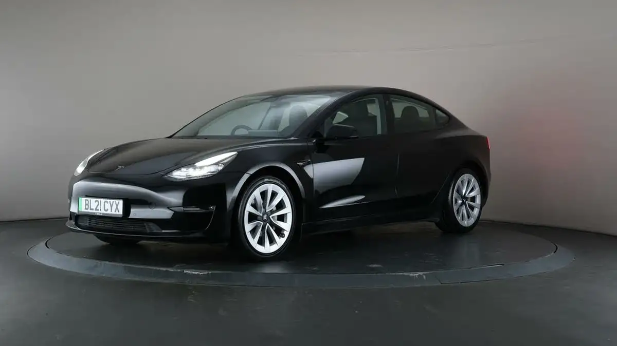 2021-tesla-model-3-e-long-range-4x4-big-36