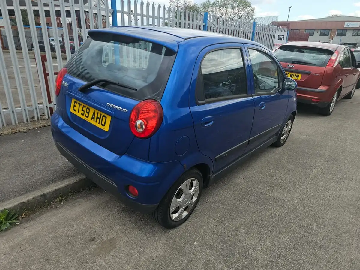 2010-chevrolet-matiz-10-se-big-4