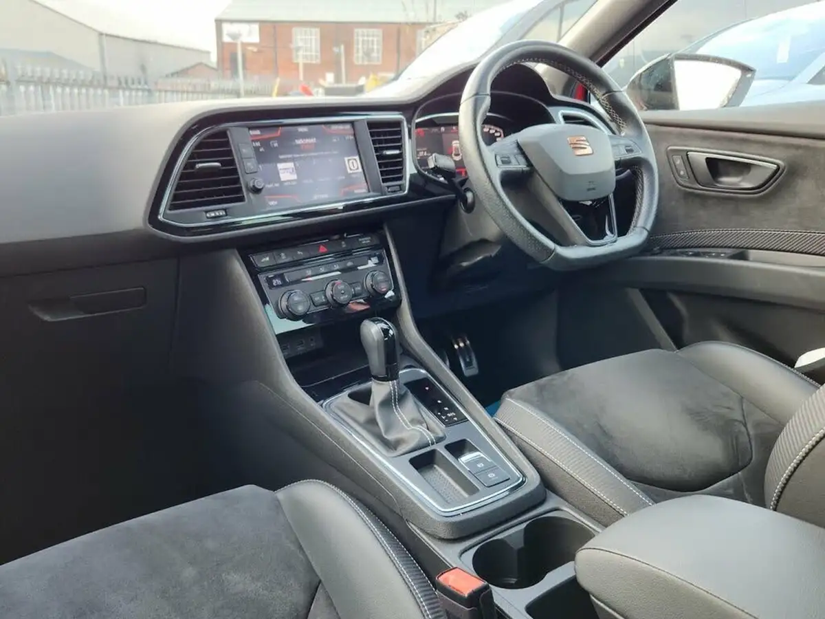 2020-seat-leon-20-tsi-cupra-290-big-36