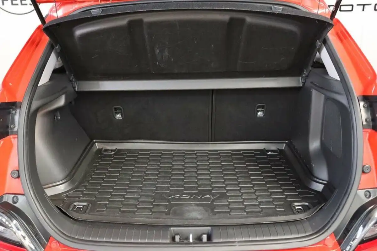 2021-hyundai-kona-e-premium-136ps-39kwh-105kw-obc-big-16