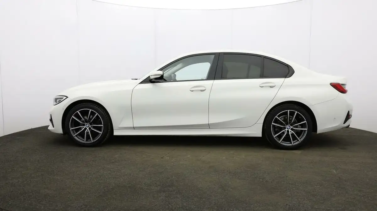 2020-bmw-3-series-20-320i-sport-saloon-4d-big-61