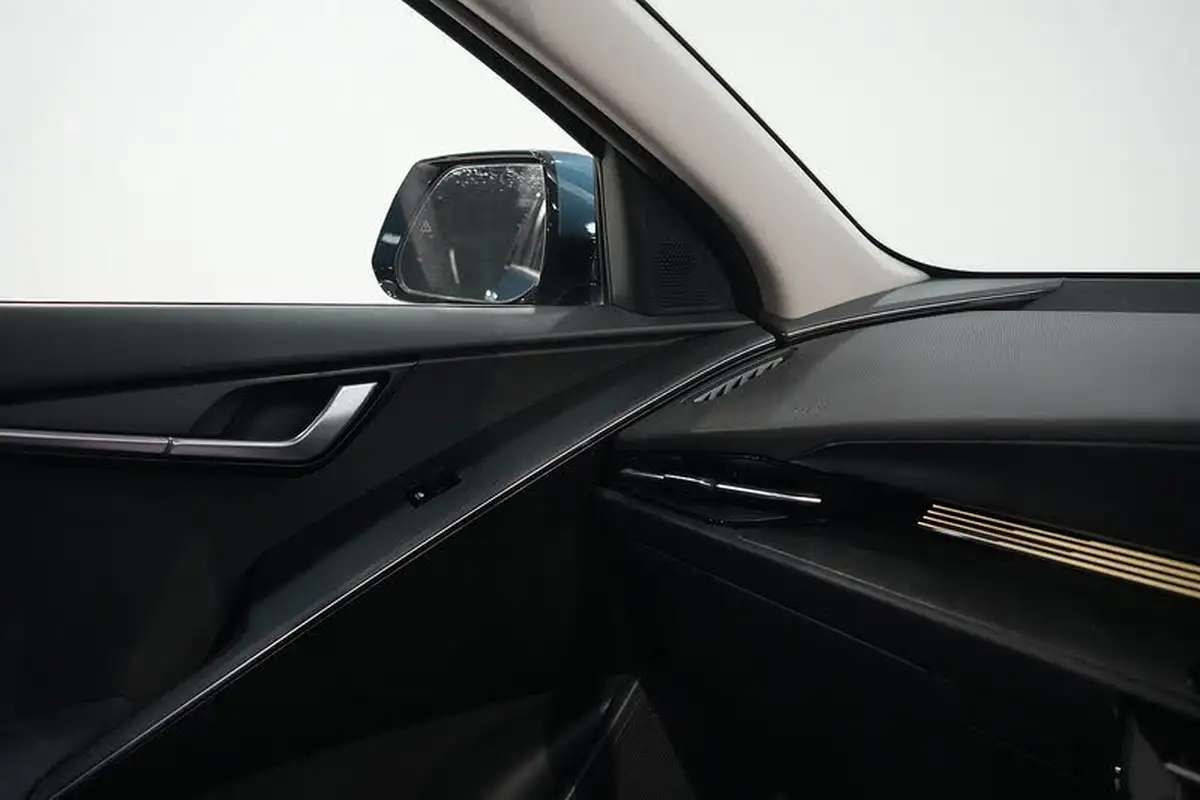 2023-kia-niro-ev-e-4-big-37