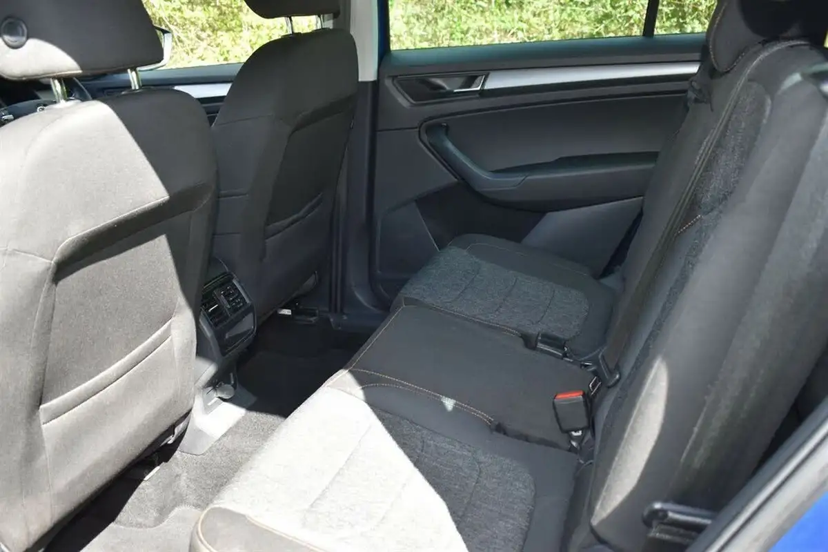 2021-skoda-kodiaq-15-tsi-se-drive-7-dsg-big-18