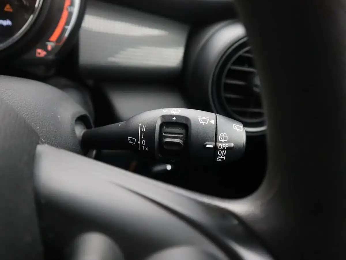 2018-mini-cooper-15-cooper-series-ii-ss-hatchback-3d-big-31