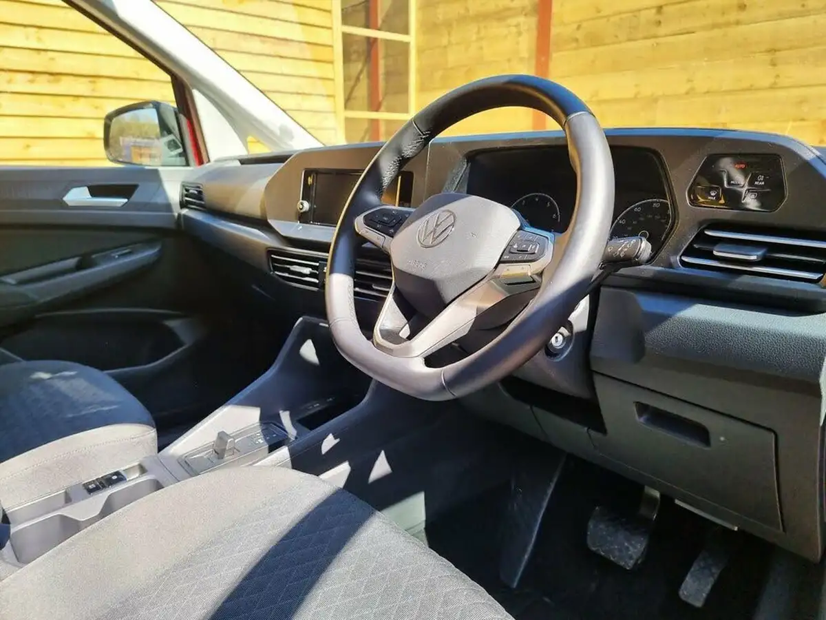2023-volkswagen-caddy-15-tsi-maxi-life-big-17