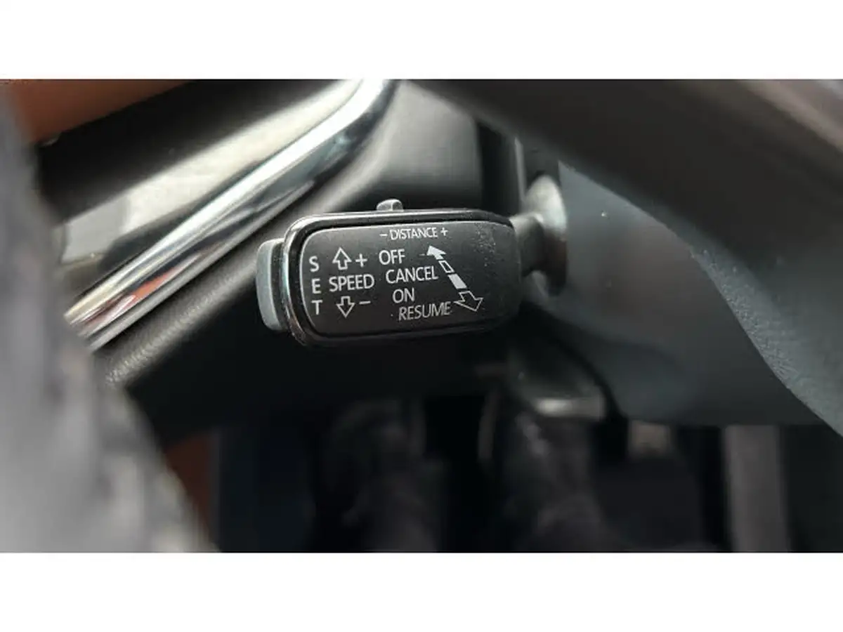 2023-skoda-enyaq-e-85-edition-station-wagon-big-25