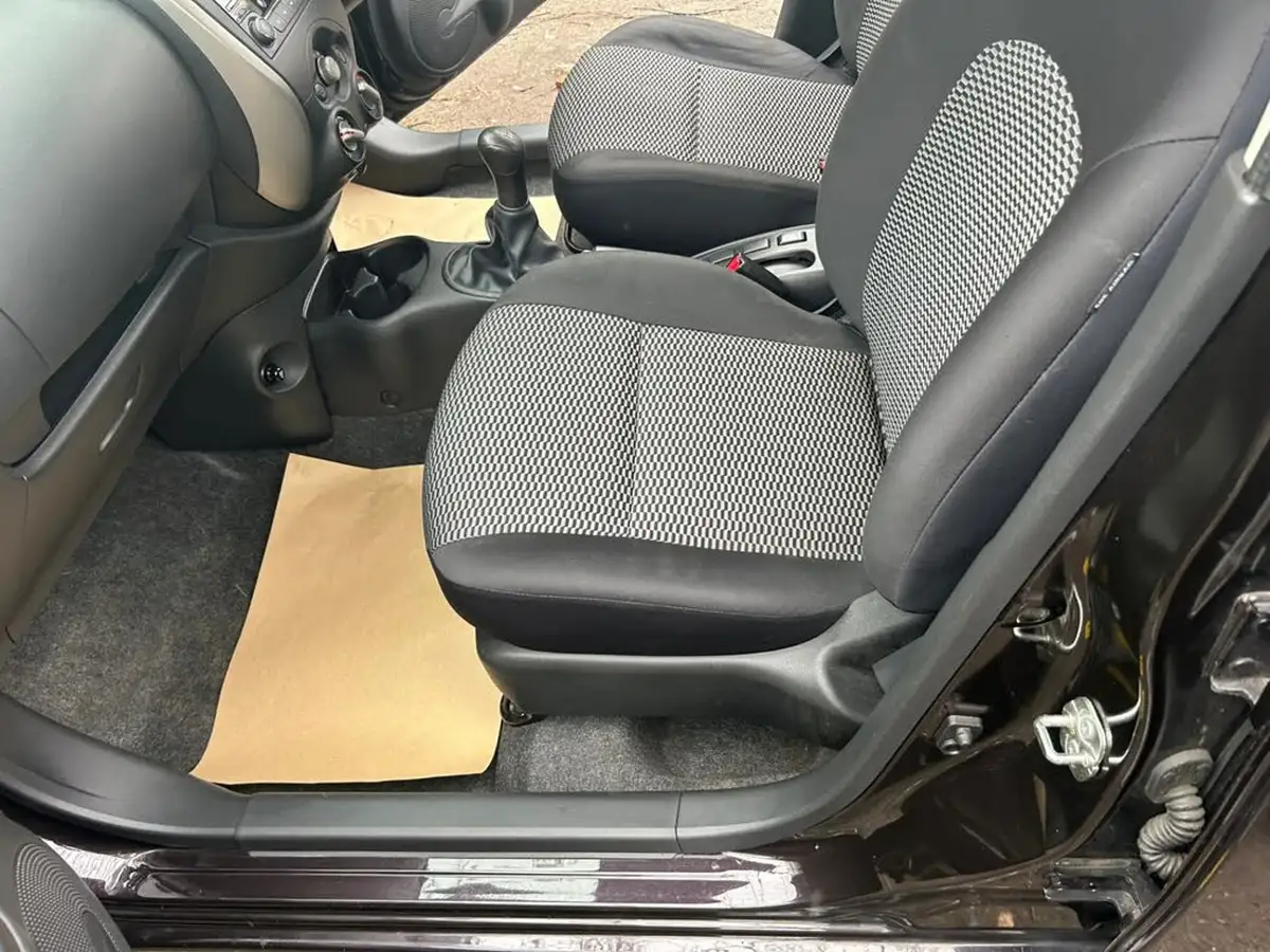 2014-nissan-micra-12-visia-80ps-big-11