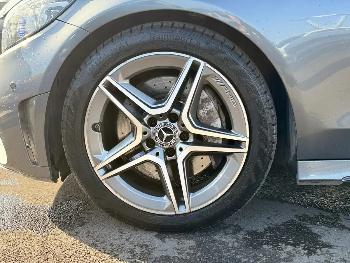 2019-mercedes-benz-c-class-20-c300-amg-line-premium-coupe-2d-big-52