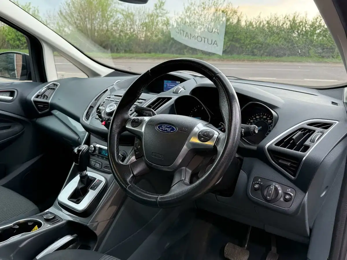 2012-ford-grand-c-max-20tdci-titanium-140ps-7seats-powershift-big-44