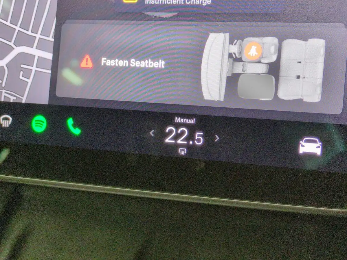 2022-tesla-model-3-e-long-range-big-19