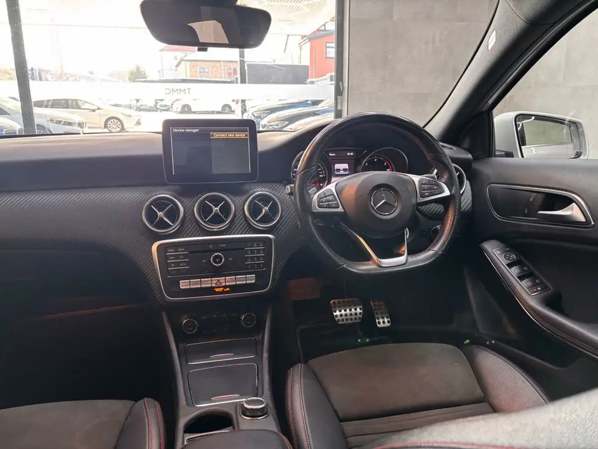 2017-mercedes-benz-a-class-21d-a200d-amg-line-ss-7g-dct-big-13